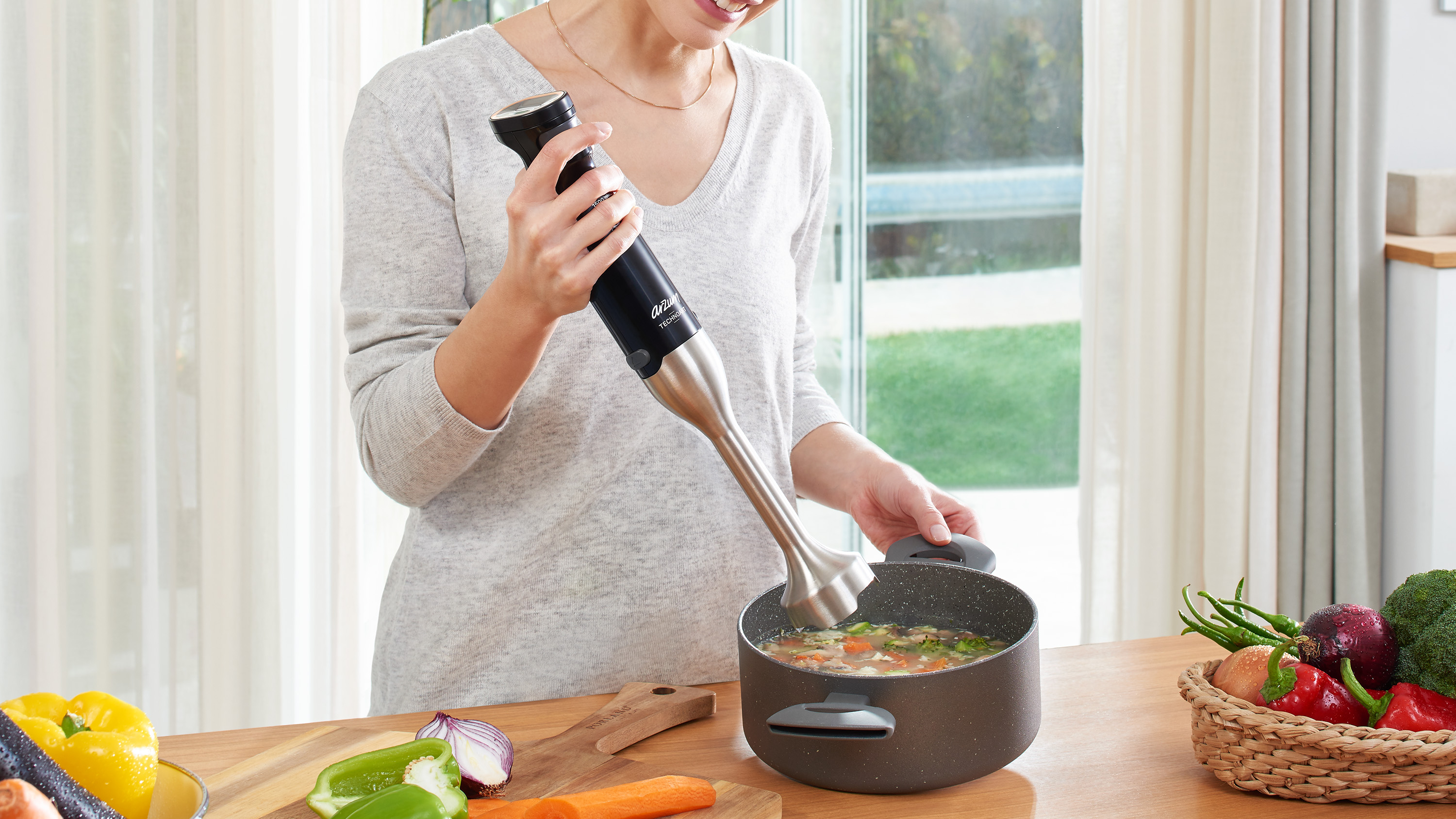 Making Soup with Arzum Technocast Blender Design Photo